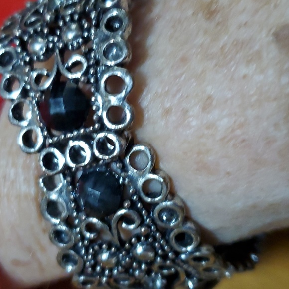 Bracelet - Picture 3 of 4